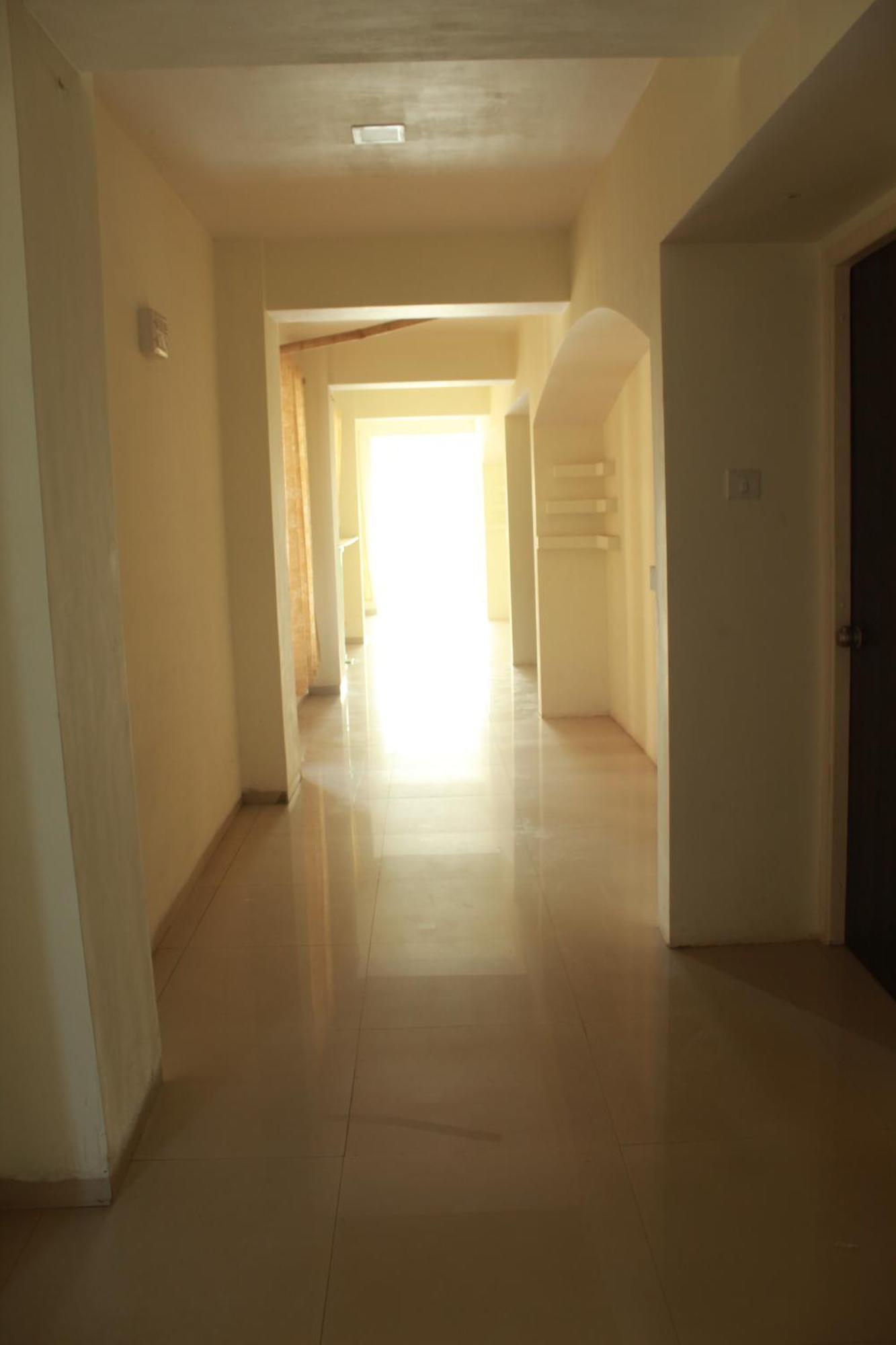 Hotel Skylark วาปี ภายนอก รูปภาพ
